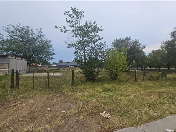 1187 m² Land available in Secunda
