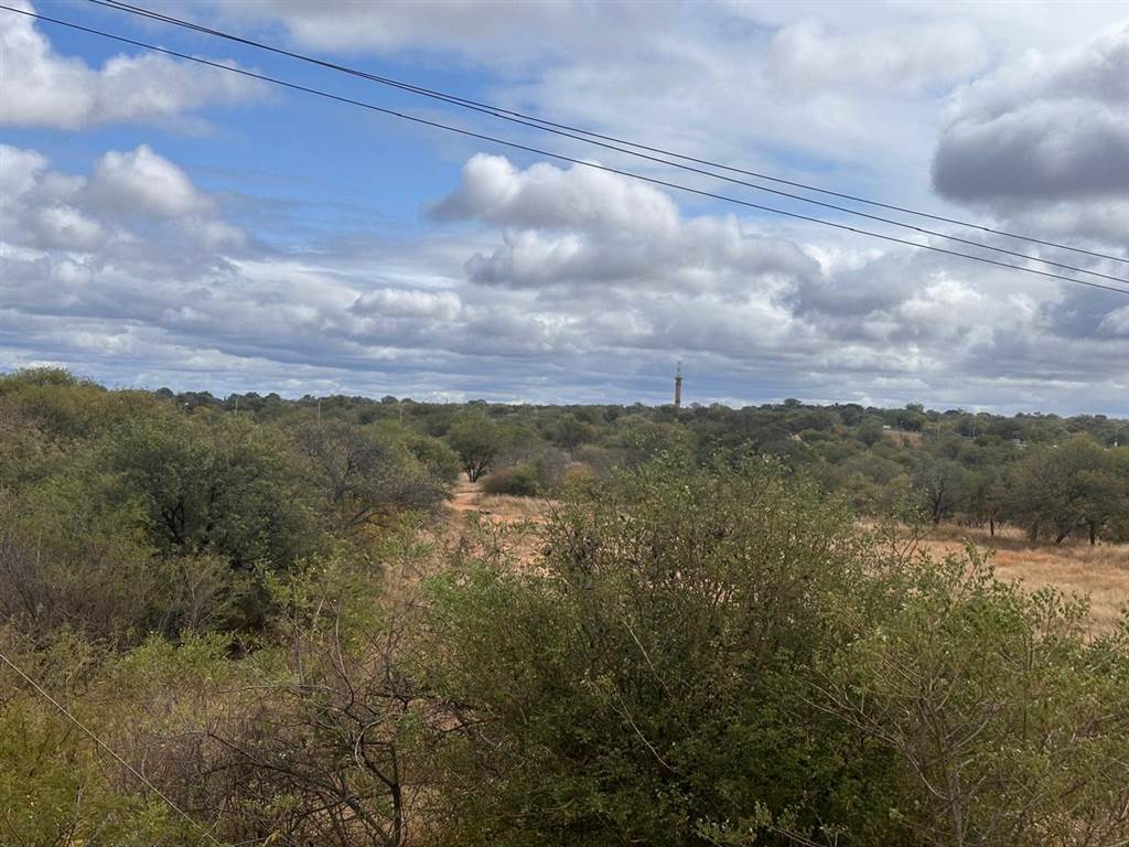 8 ha Land available in Hoedspruit photo number 4