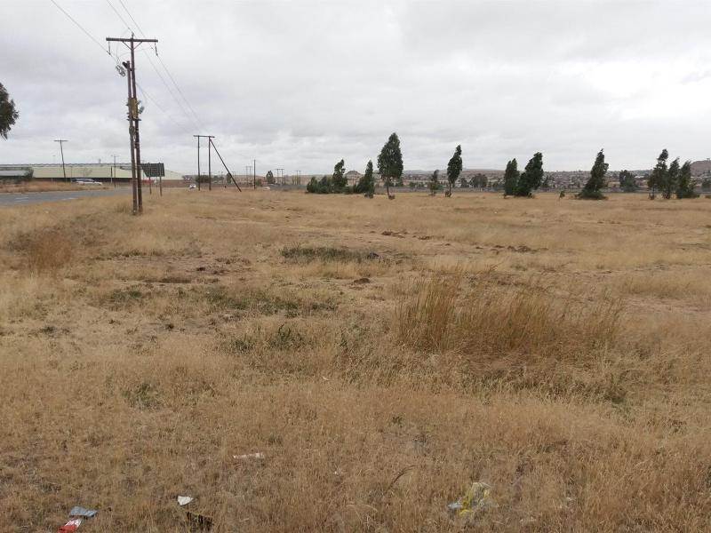 300 m² Land available in Thaba Nchu photo number 1