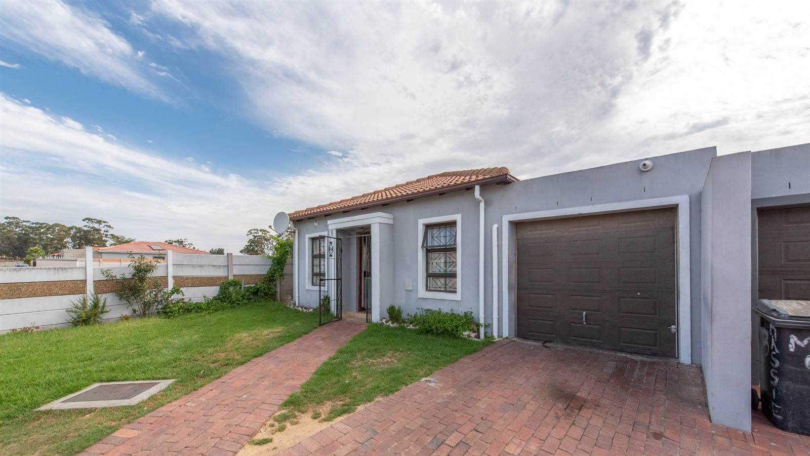 3 Bed House in Paarl photo number 10