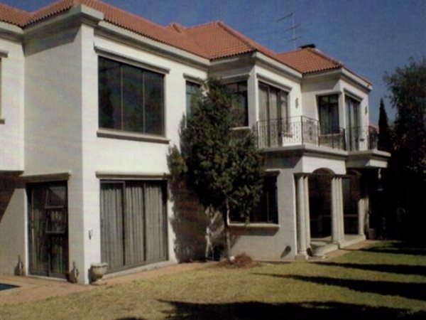4 Bed Cluster in Woodmead