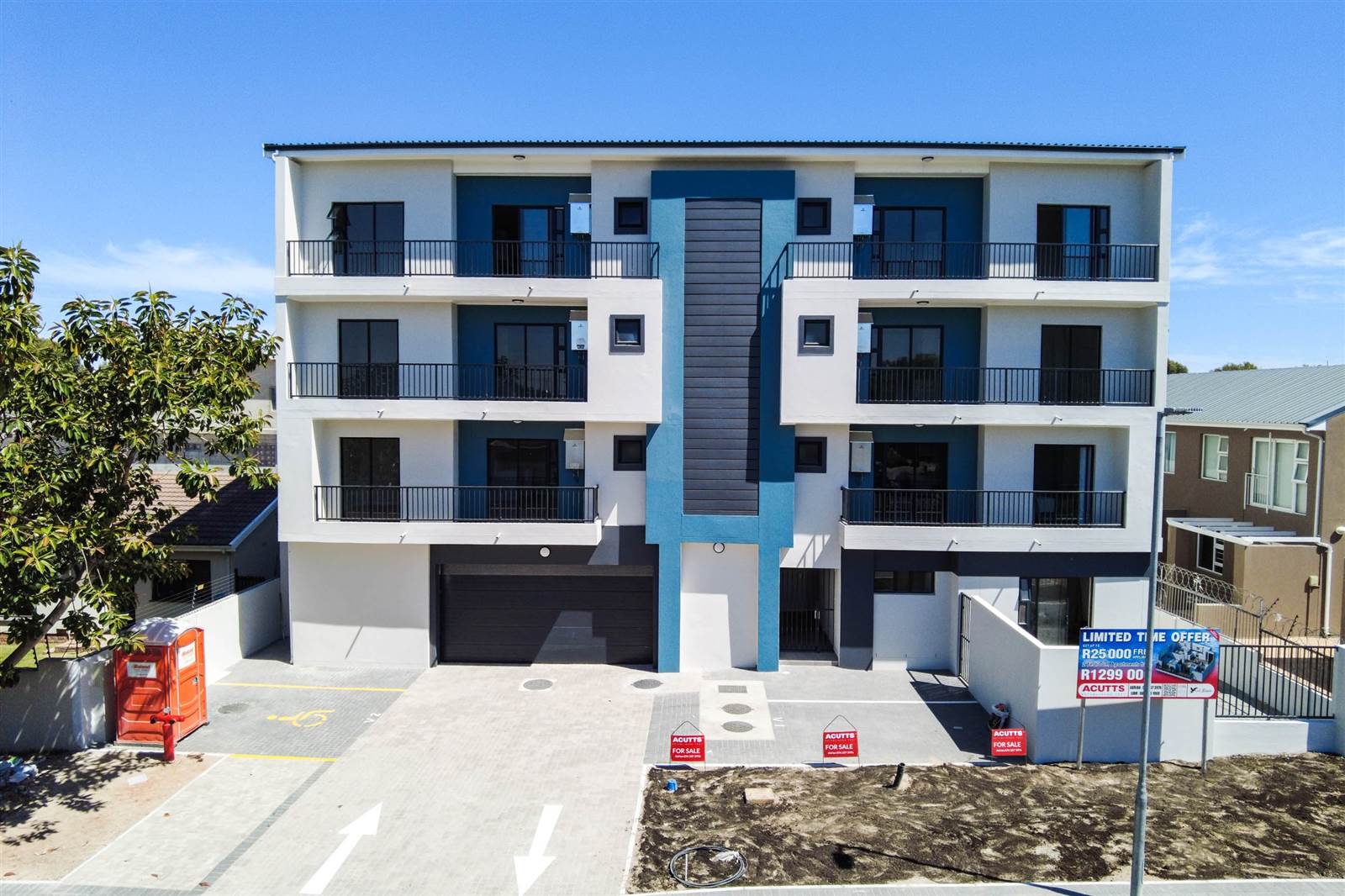 2 Bed Apartment for sale in Tableview T4785034 Private Property