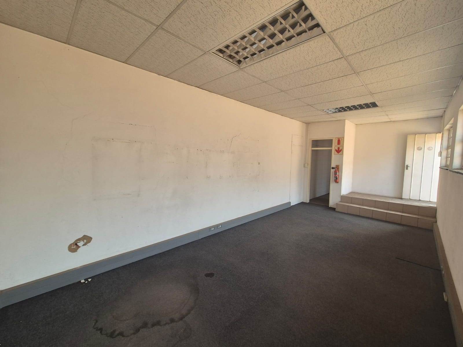 65  m² Industrial space in Wadeville photo number 4