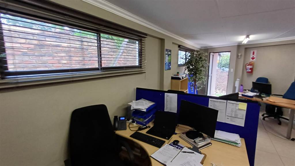 1053  m² Commercial space in Randpark Ridge photo number 24