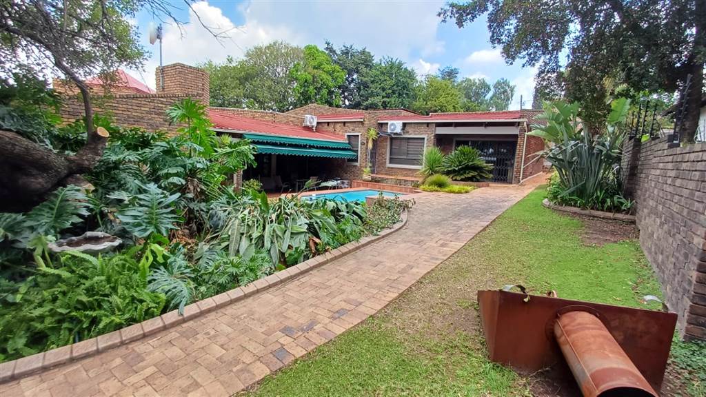 1053  m² Commercial space in Randpark Ridge photo number 30
