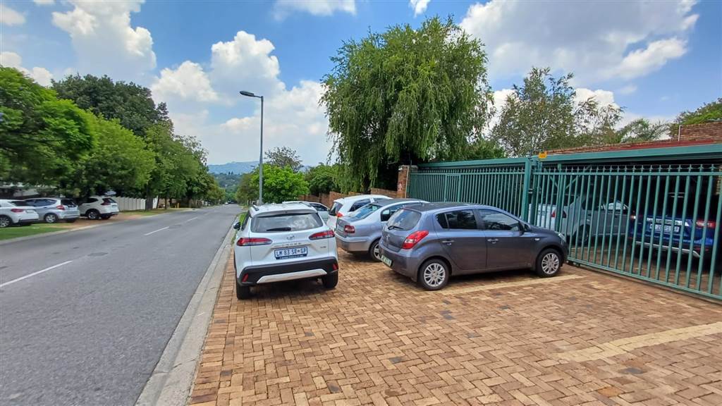 1053  m² Commercial space in Randpark Ridge photo number 6