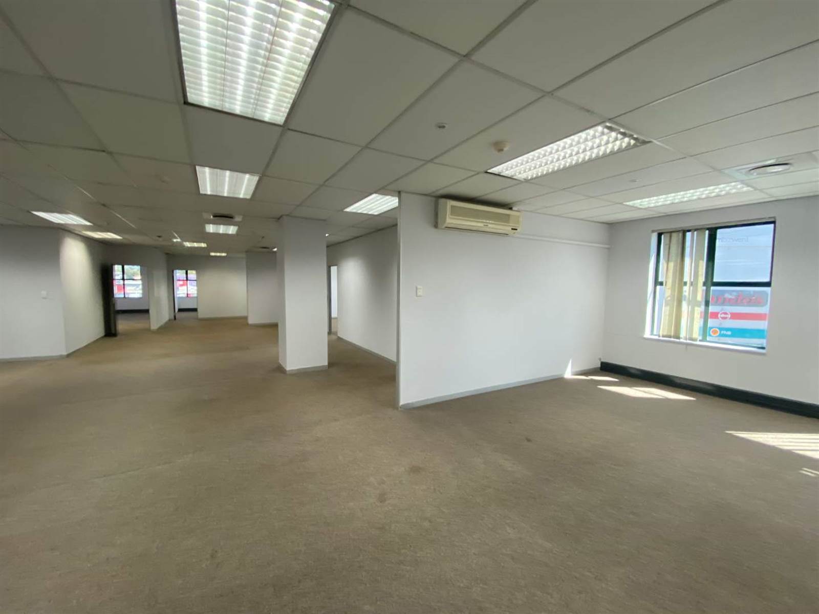 818  m² Office Space in Pinetown Central photo number 15