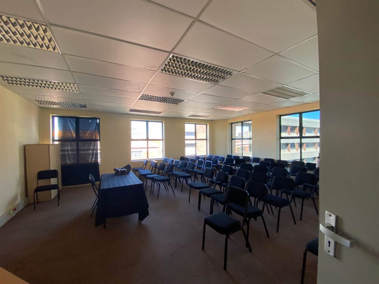 818  m² Office Space in Pinetown Central photo number 19