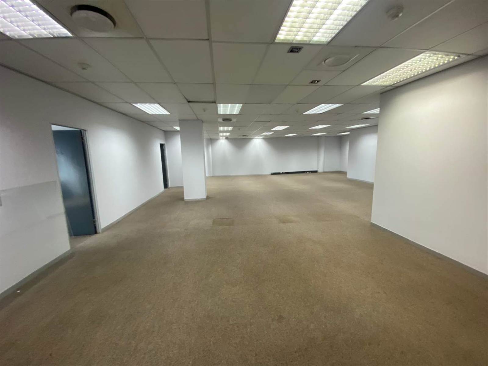 818  m² Office Space in Pinetown Central photo number 10