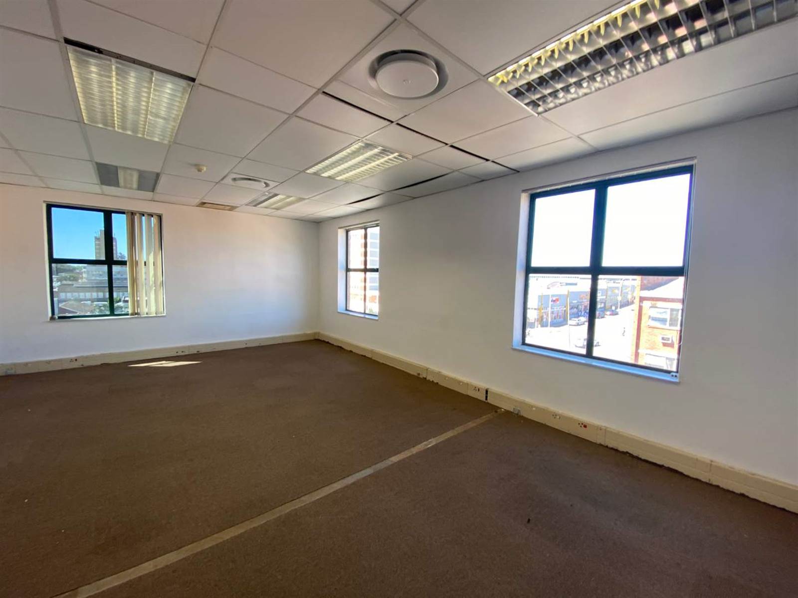 818  m² Office Space in Pinetown Central photo number 12
