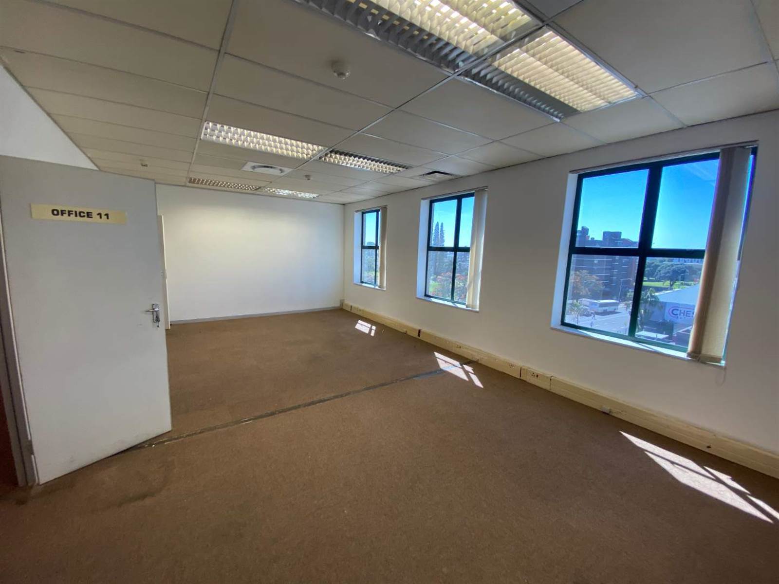 818  m² Office Space in Pinetown Central photo number 16