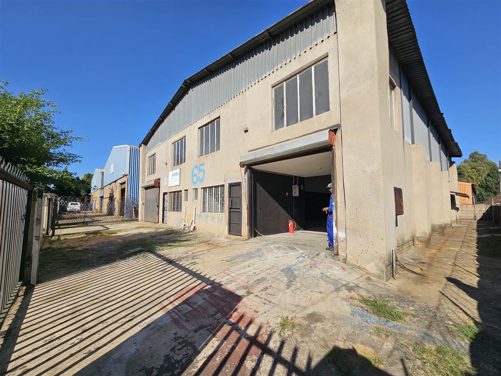 600  m² Industrial space in Benoni South photo number 2