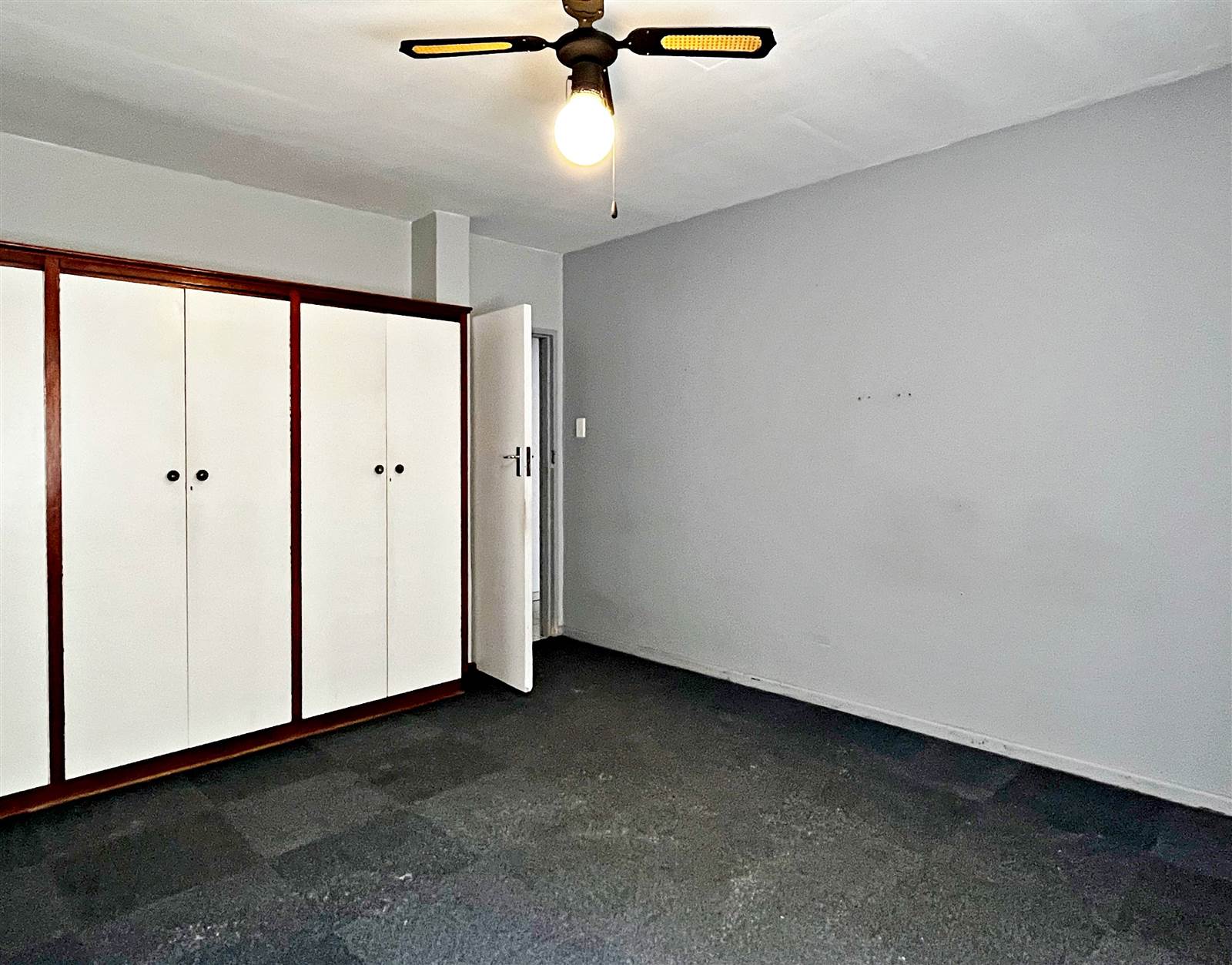 2 Bed Apartment in Parow Valley photo number 14