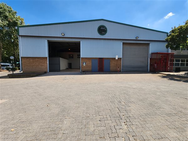 1084  m² Industrial space in Isando