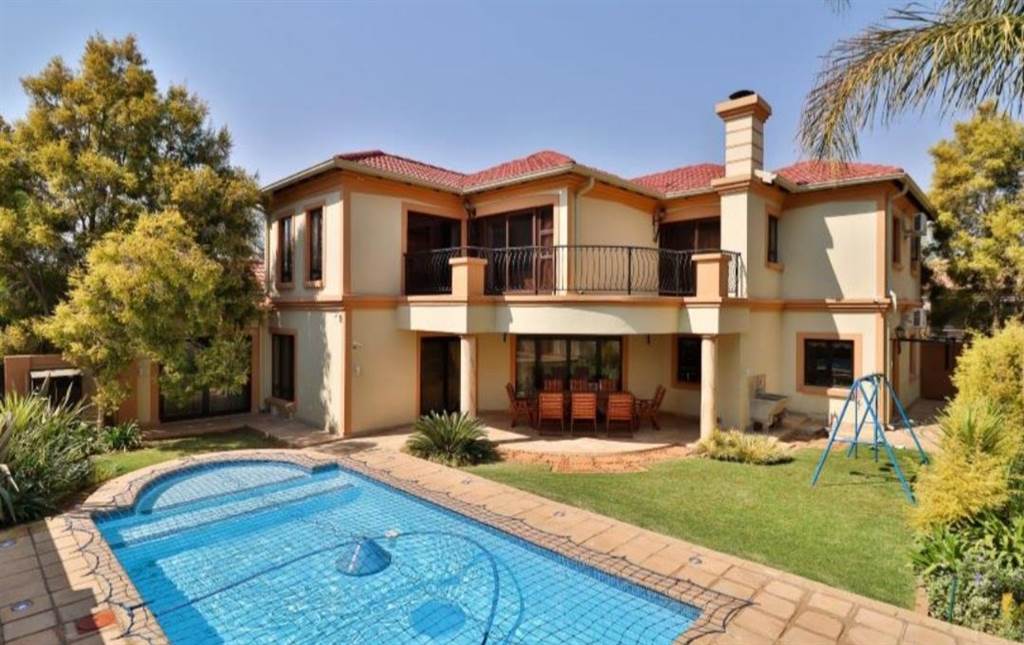 5 Bed House in Johannesburg Central and CBD photo number 22
