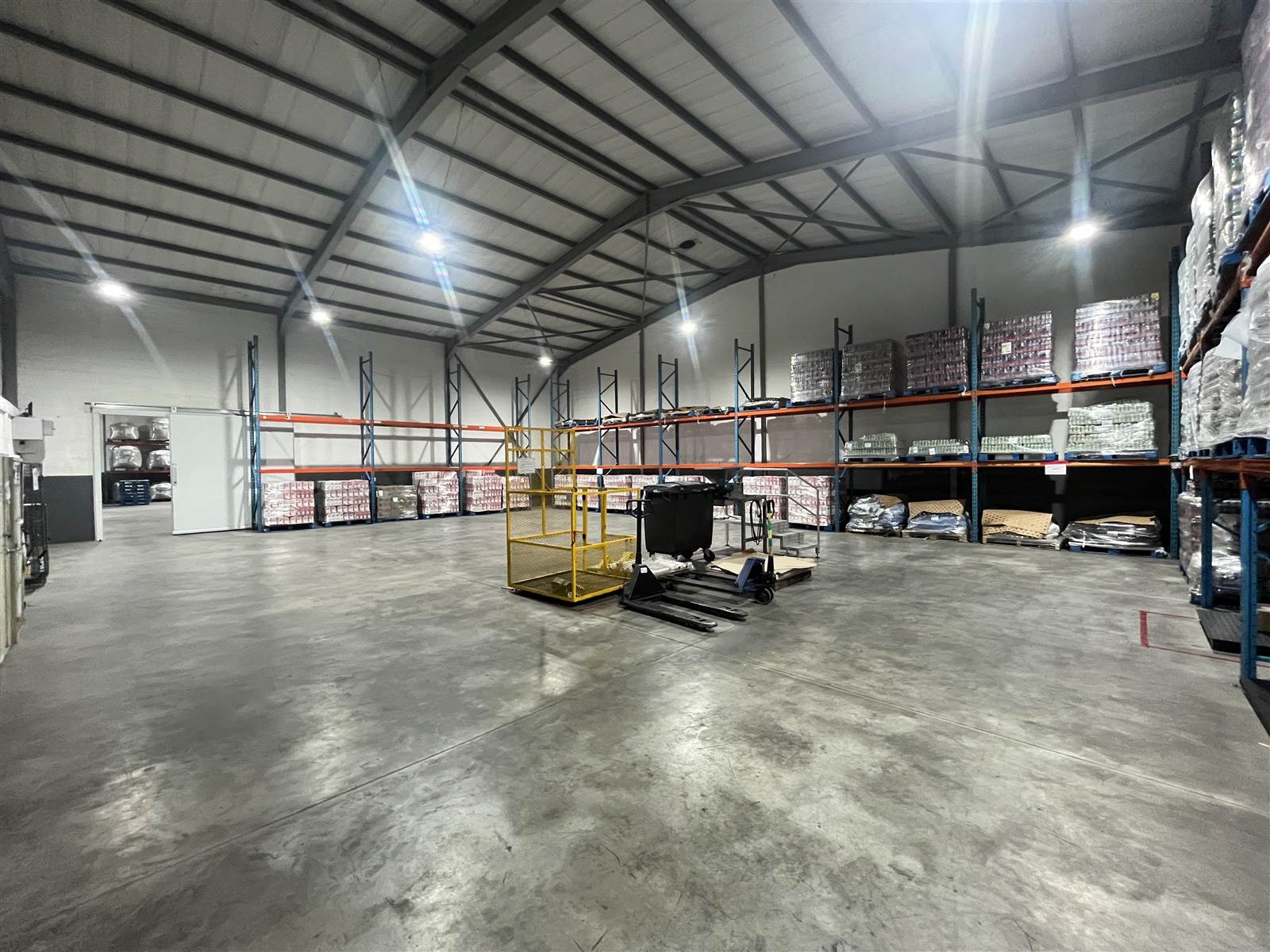 1350  m² Industrial space in Blue Downs photo number 17