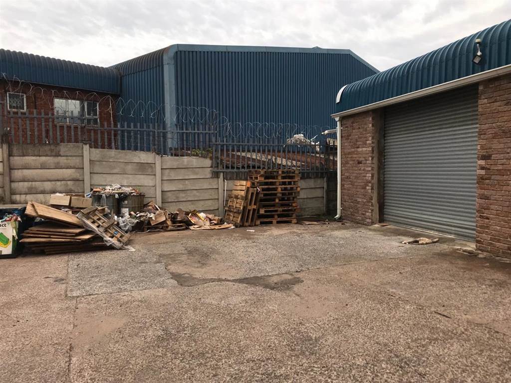 150  m² Commercial space in Queensmead Industrial photo number 7