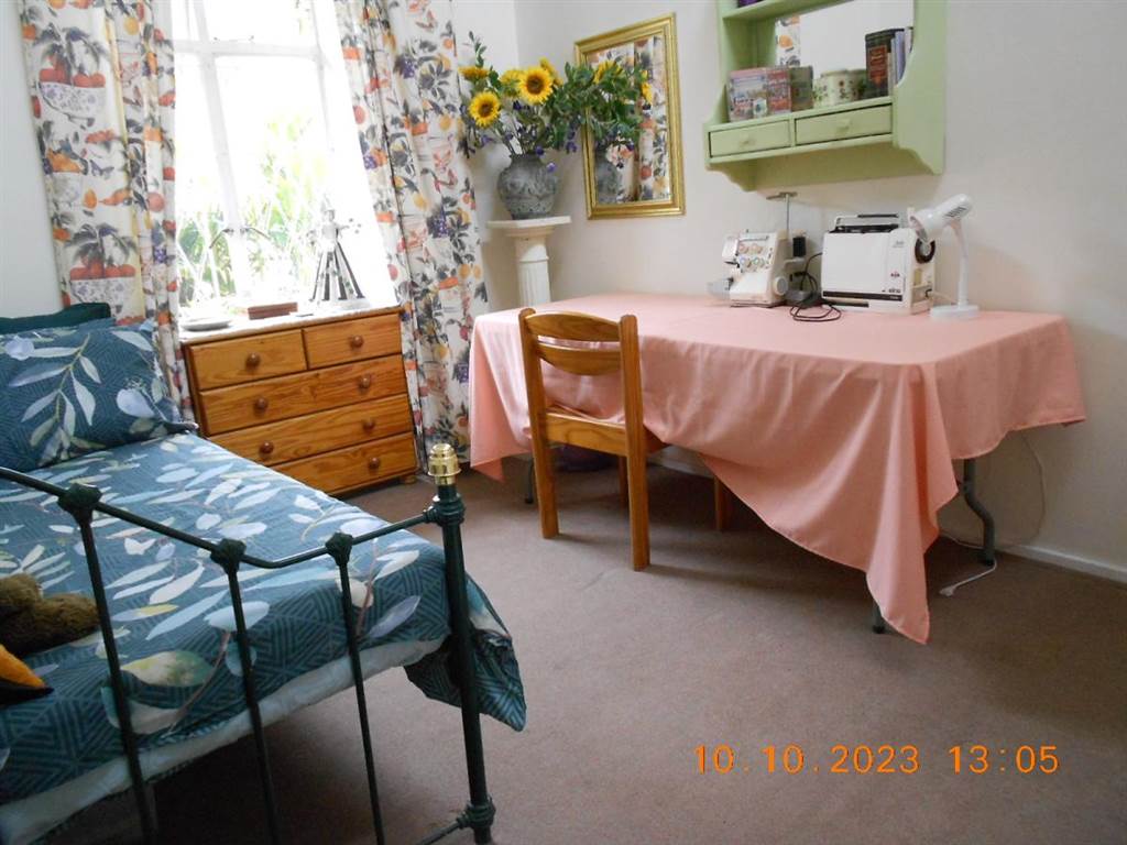 3 Bed Townhouse in Murrayfield photo number 11