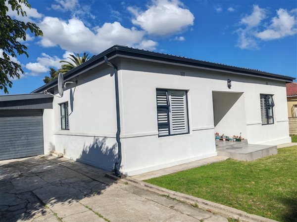 2 Bedroom House 2 Bedroom House