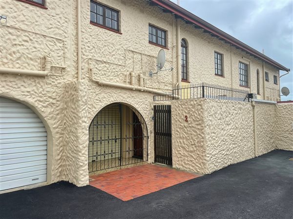4 Bed Duplex in Tongaat Central