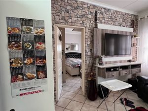 2 Bed Apartment in Woodhurst
