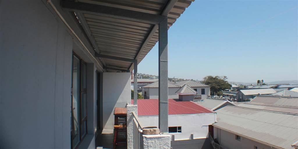 2 Bed Apartment in Mossel Bay Central photo number 24