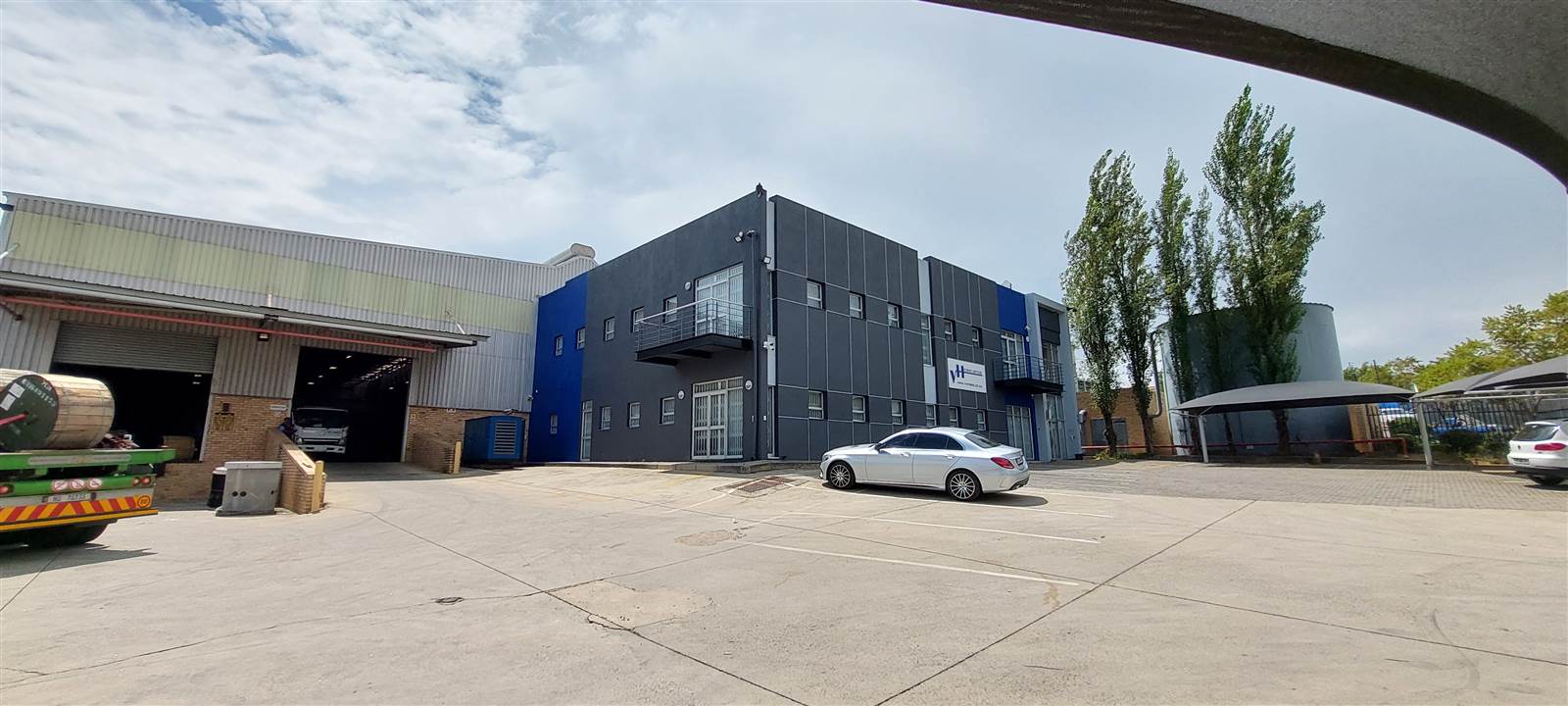 3900  m² Industrial space in Glen Austin photo number 1