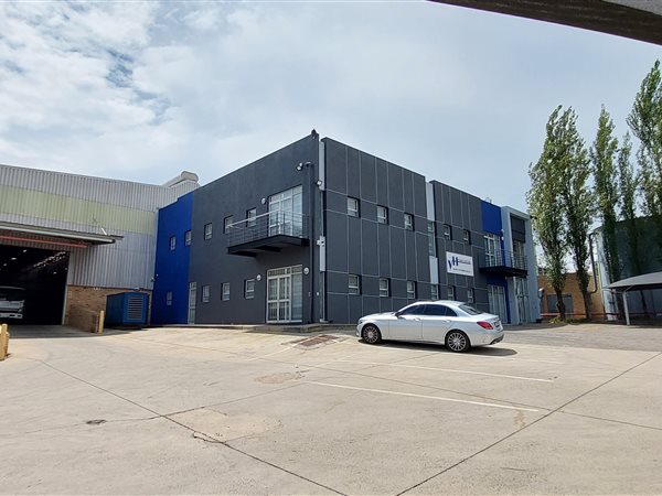 3900  m² Industrial space in Glen Austin