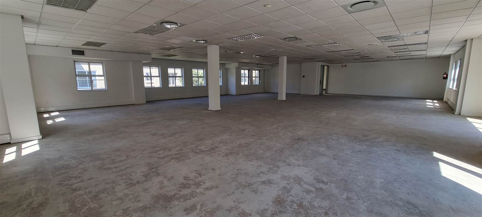 258  m² Commercial space in Ferndale photo number 16