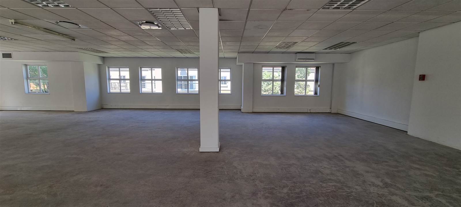 258  m² Commercial space in Ferndale photo number 17