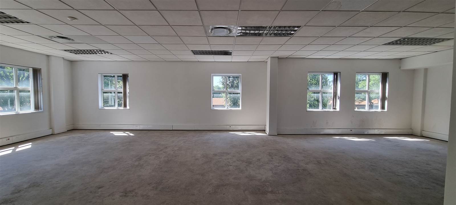 258  m² Commercial space in Ferndale photo number 14