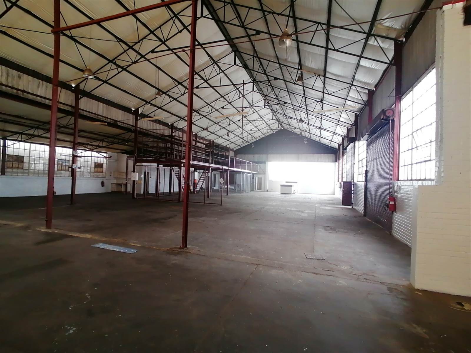 1000  m² Commercial space in Eastleigh photo number 6
