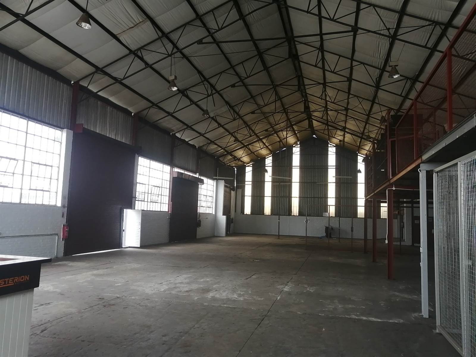 1000  m² Commercial space in Eastleigh photo number 12