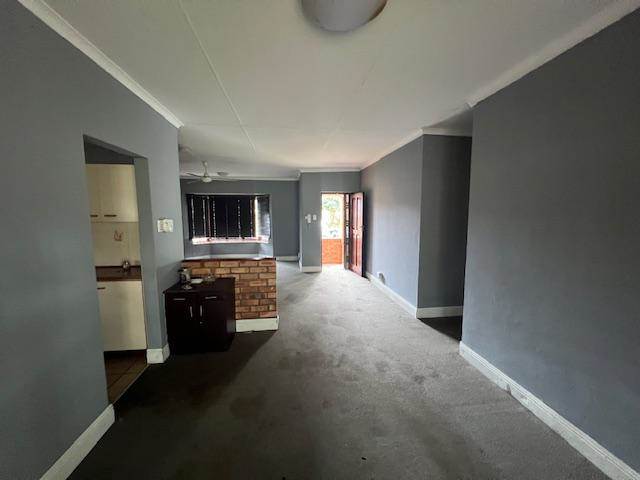 3 Bed Townhouse in Scottsville photo number 7