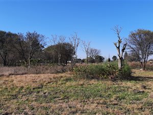 2.3 ha Farm in Theoville