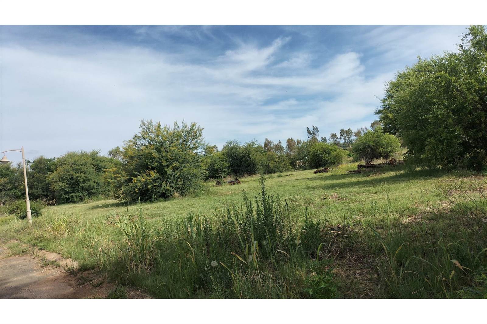 450 m² Land available in Hartbeespoort Dam photo number 8