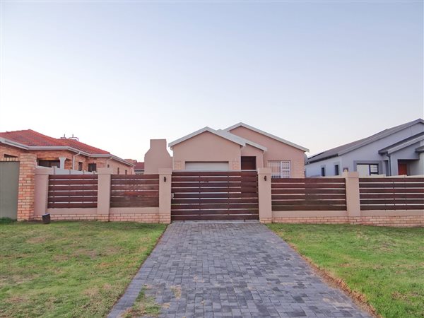 3 Bedroom House 3 Bedroom House