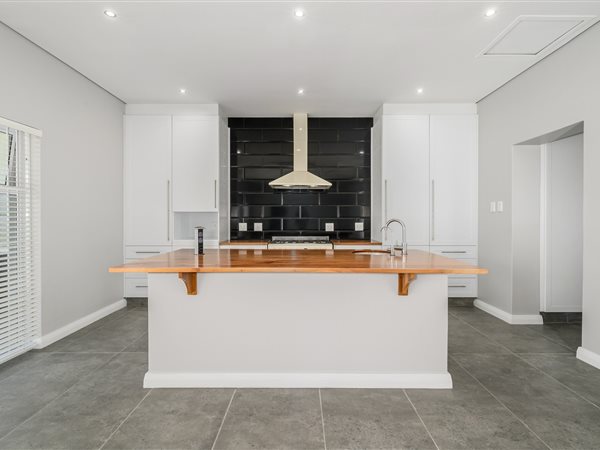 3 Bedroom House 3 Bedroom House
