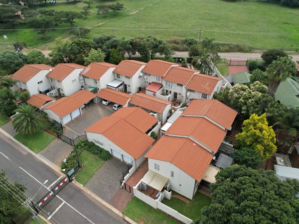 3 Bedroom Apartment 3 Bedroom Apartment