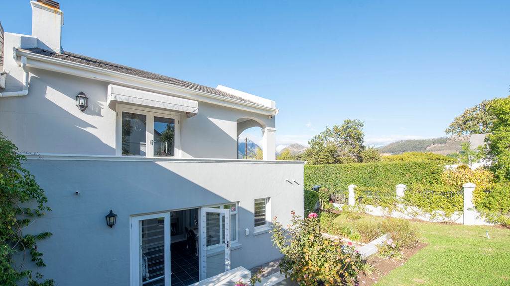 2 Bed House in Franschhoek photo number 15