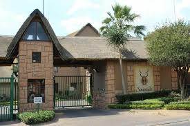 2 Bed Apartment in Douglasdale photo number 3