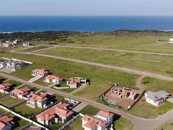 850 m² Land available in Kidds Beach