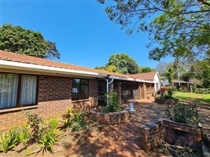 4 Bed House in West Riding
