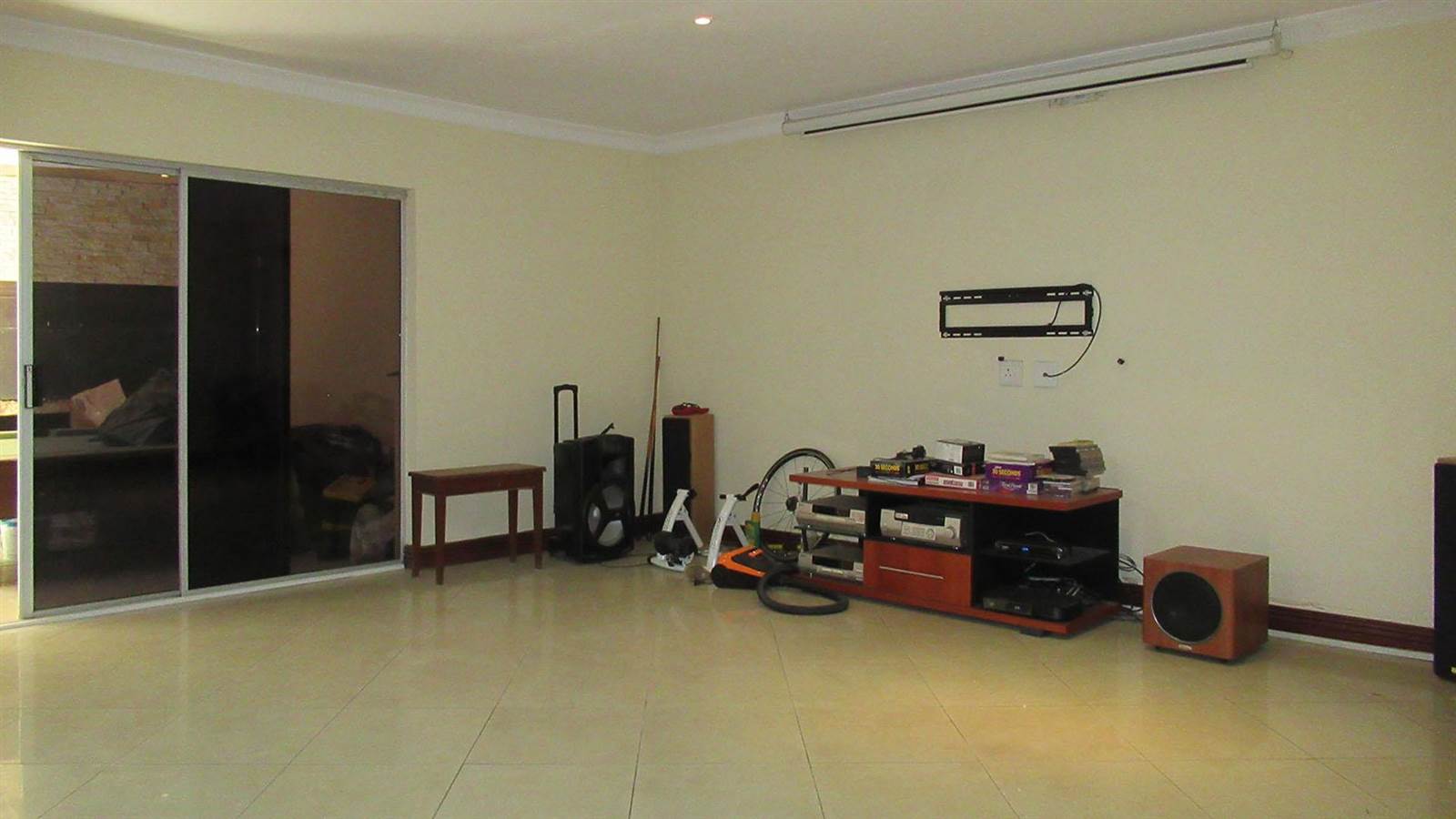 5 Bed House in Ruimsig photo number 16