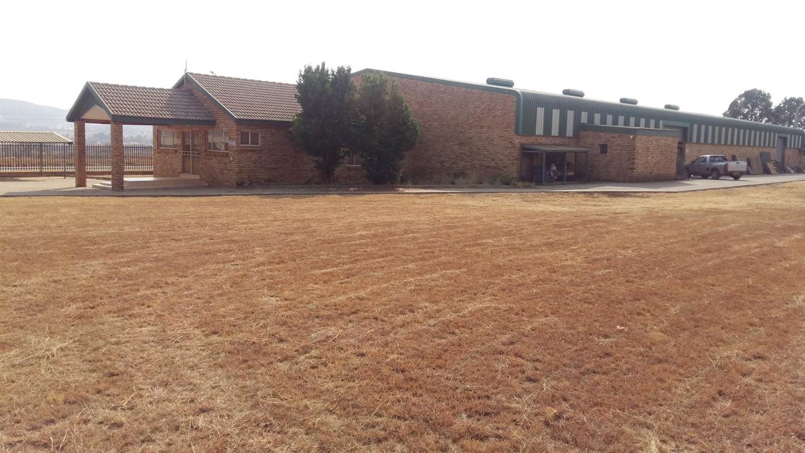 1.2  m² Commercial space in Zandfontein AH photo number 5