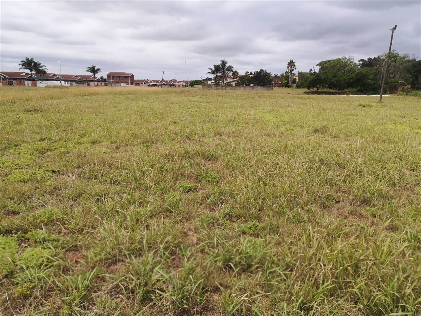 827 m² Land available in Manor Heights photo number 9