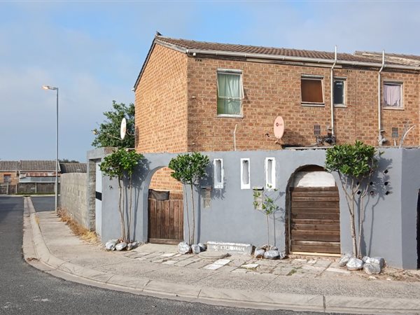 3 Bedroom House 3 Bedroom House