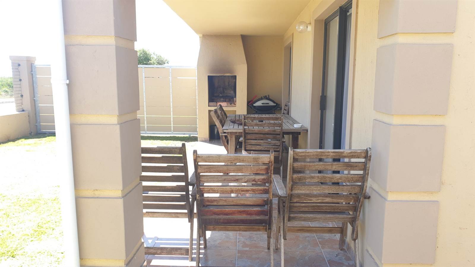 3 Bed Townhouse in Mossel Bay Ext 15 photo number 14