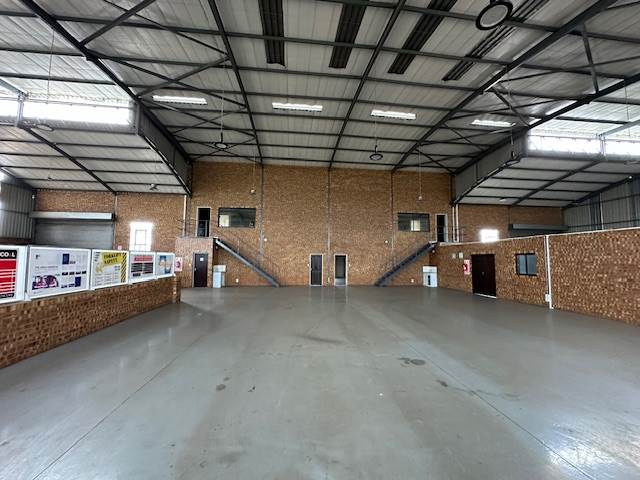 990  m² Industrial space in Middelburg Central photo number 5