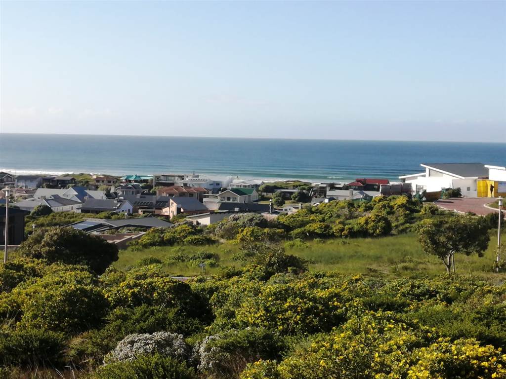 1214 m² Land available in Stilbaai photo number 2
